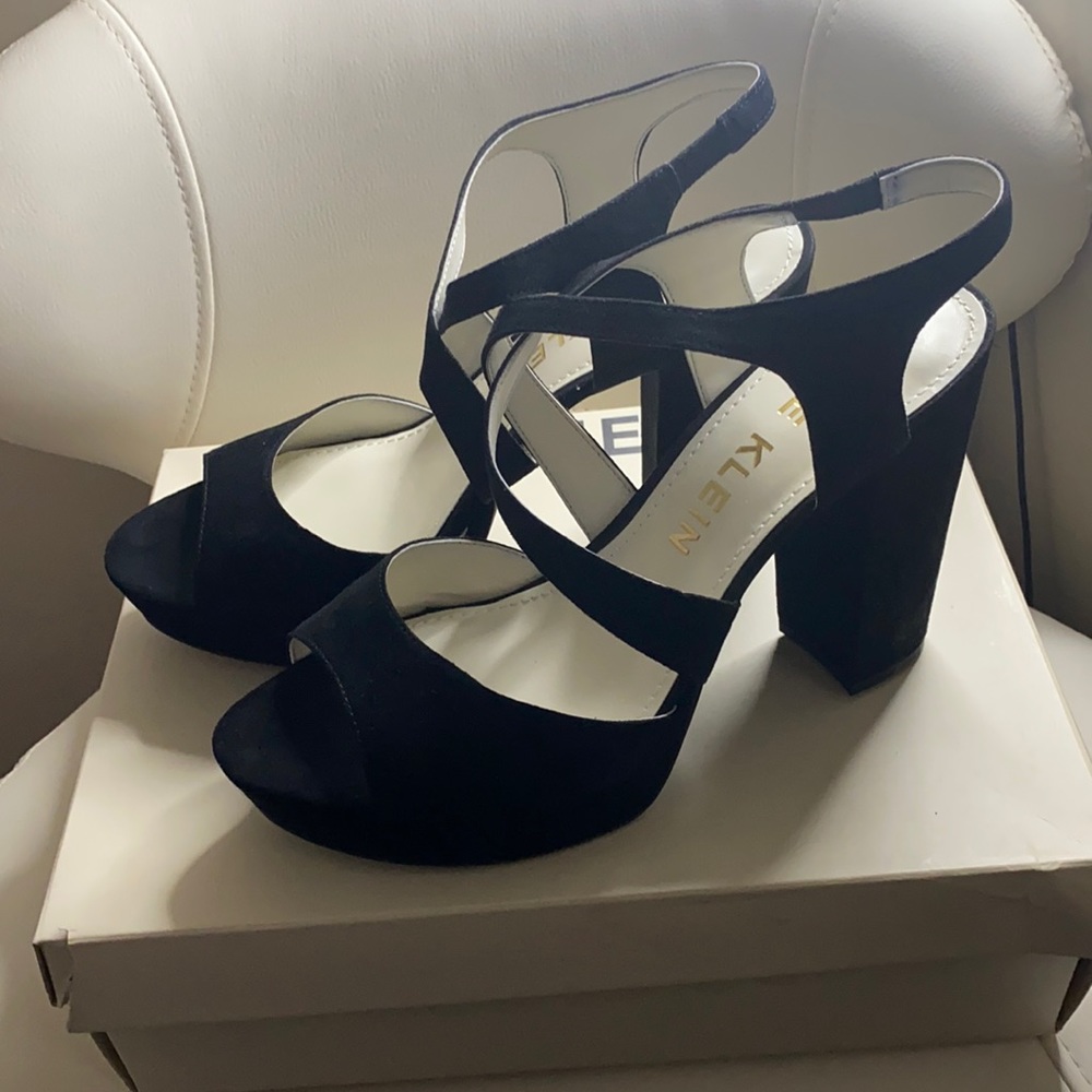 Brand new, in box Anne Klein comfy platform sandals